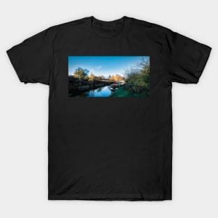 Wyrey and Essington canal narrowboat T-Shirt